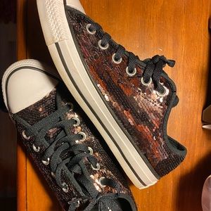 Sequence converse all star gym shoes women’s